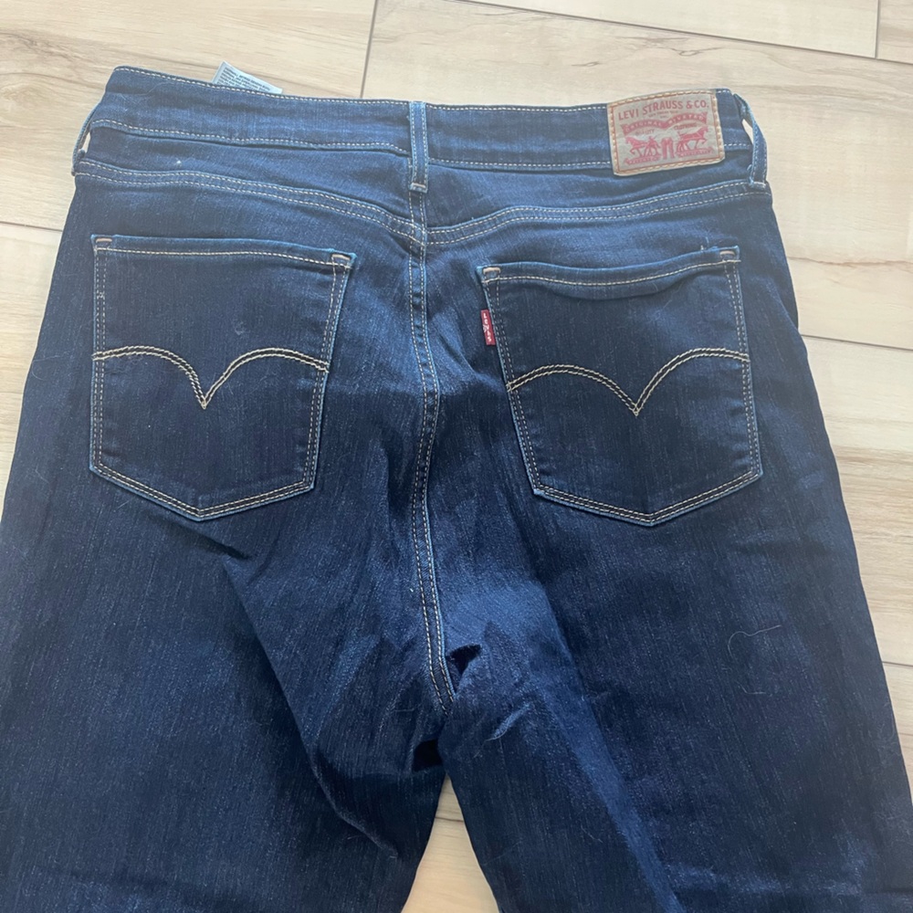 Levi’s High rise skinny jeans size 31